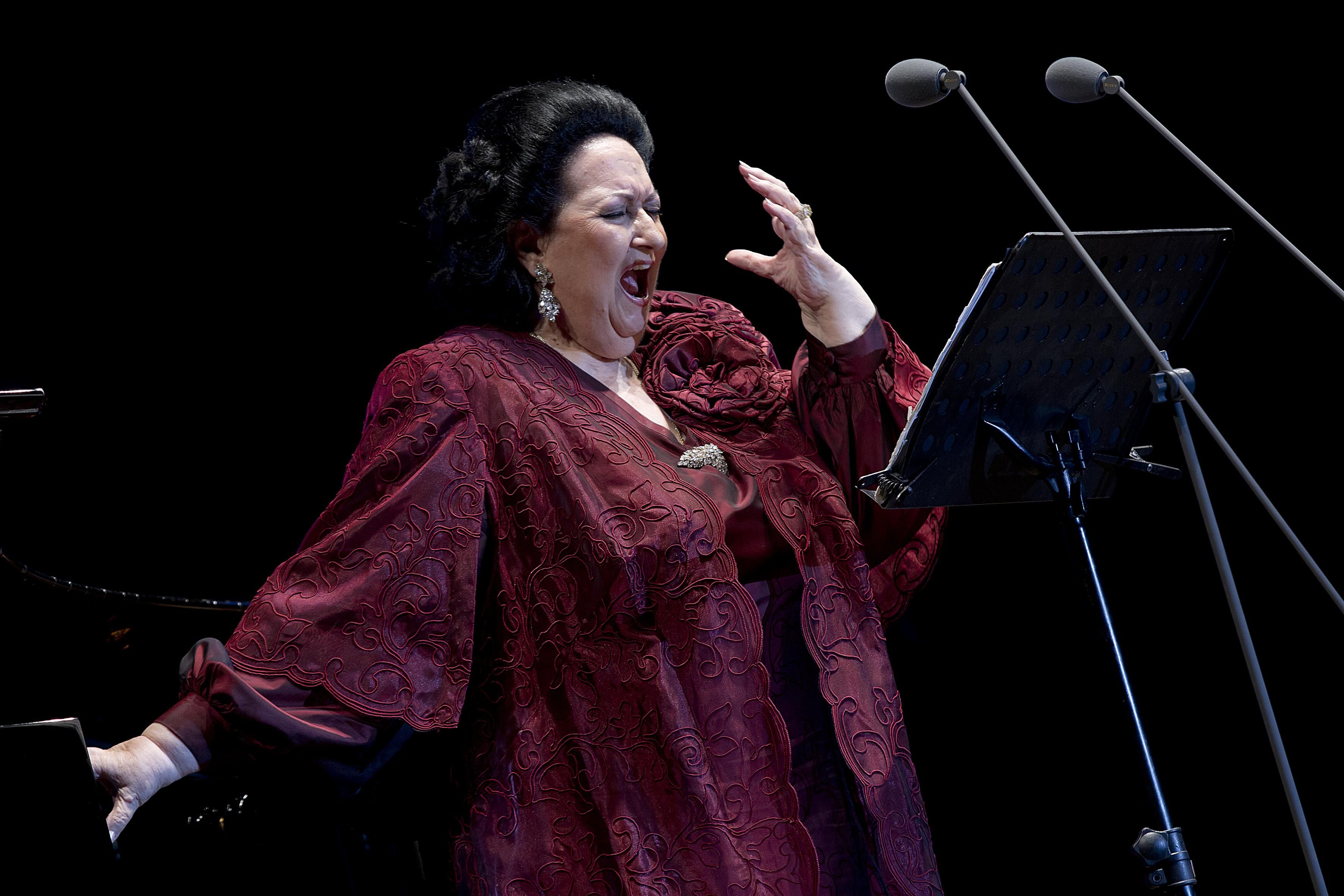Без Монсеррат Кабальє один рік: найкращі арії легендарної оперної співачки