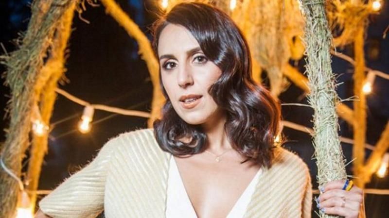 Вона стала для мене другою мамою, – Джамала зворушила історією про вчительку Вона стала для мене другою мамою, – Джамала зворушила історією про вчительку