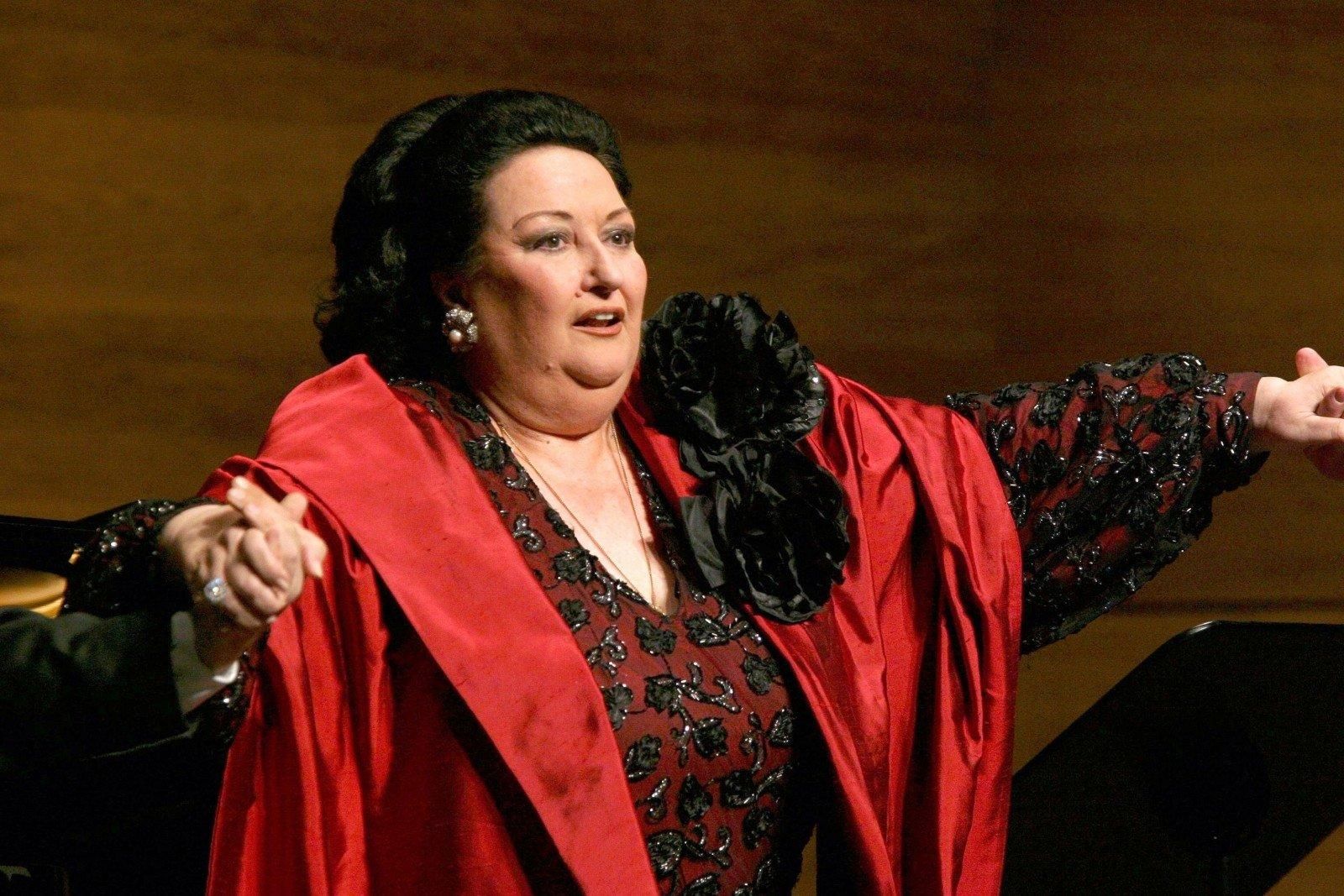 Похороны Монсеррат Кабалье: видео с похорон в Барселоне Похороны Монсеррат Кабалье: видео с похорон в Барселоне