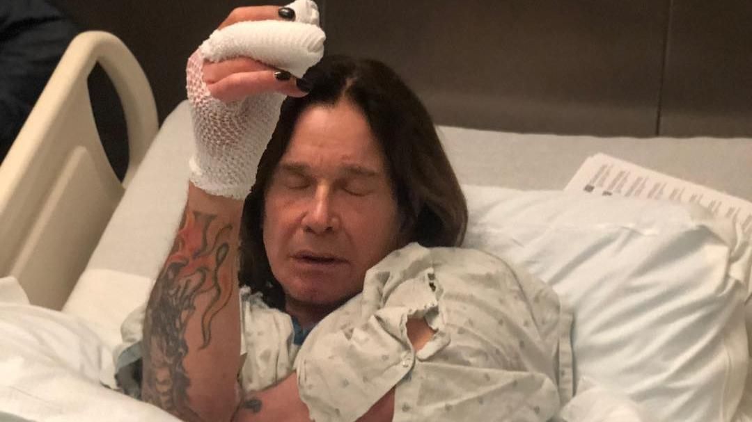 Супруга Оззи Осборна рассказала детали срочной операции музыканта Супруга Оззи Осборна рассказала детали срочной операции музыканта