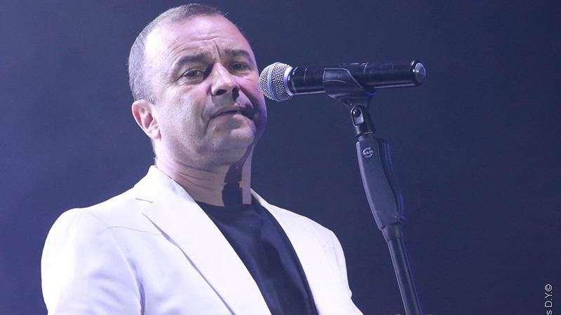 Виктор Павлик приостановил сбор средств на лечение онкобольного сына Виктор Павлик приостановил сбор средств на лечение онкобольного сына