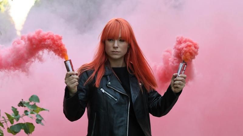 Світлана Тарабарова засвітила стрункі ноги в новому кліпі: відео Світлана Тарабарова засвітила стрункі ноги в новому кліпі: відео