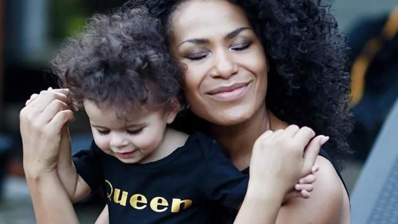 Нам дарят секонд-хенд, – Гайтана откровенно рассказала о нарядах дочери Нам дарят секонд-хенд, – Гайтана откровенно рассказала о нарядах дочери