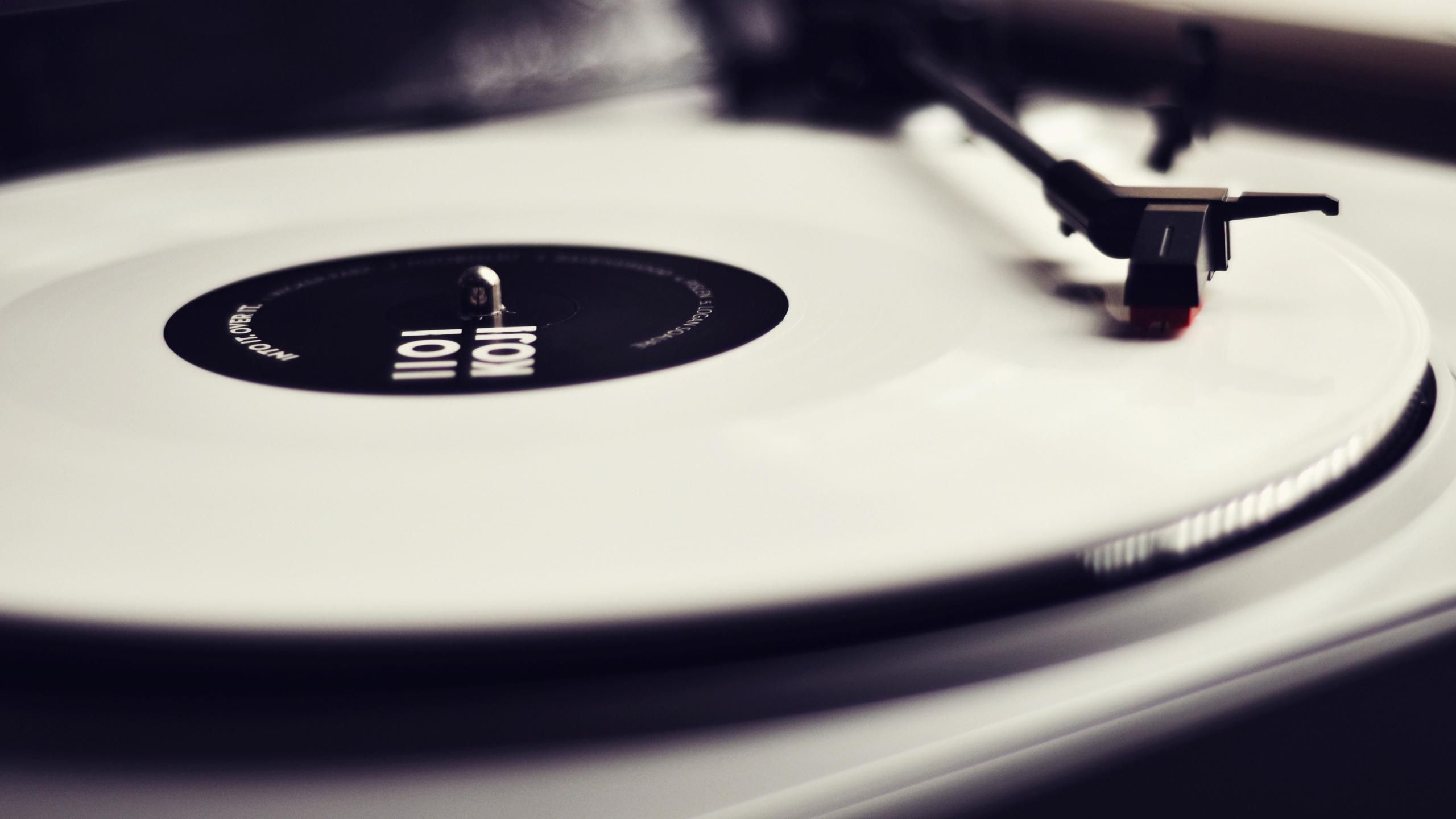 У Словаччині заарештували жінку, яка 16 років загучно слухала оперу Верді У Словаччині заарештували жінку, яка 16 років загучно слухала оперу Верді