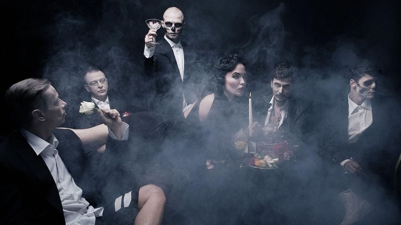 Хелловін 2018: Даша Астаф'єва знялася у моторошній фотосесії з Потапом Хелловін 2018: Даша Астаф'єва знялася у моторошній фотосесії з Потапом