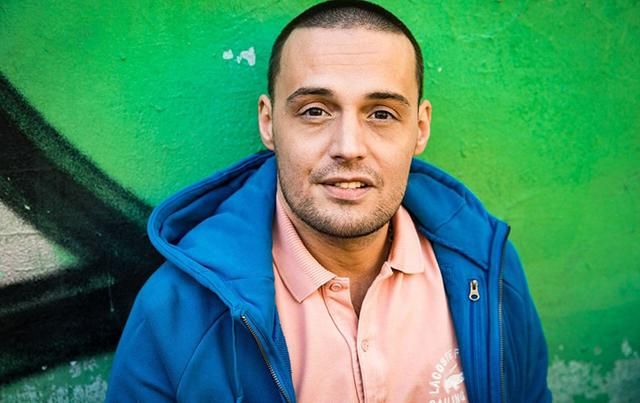 У Росії побили відомого репера Гуфа У Росії побили відомого репера Гуфа