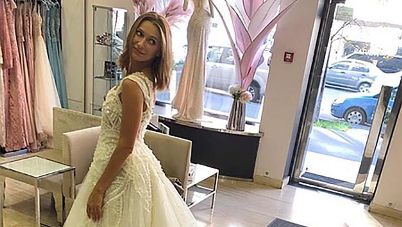 Tayanna неожиданно примерила свадебные платья: фото Tayanna неожиданно примерила свадебные платья: фото