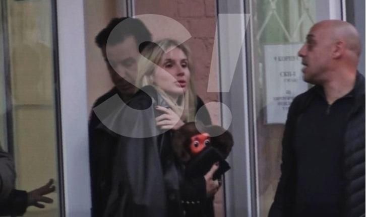 Лідер Rammstein особисто приїхав на виписку Світлани Лободи з лікарні: рідкісні фото Лідер Rammstein особисто приїхав на виписку Світлани Лободи з лікарні: рідкісні фото