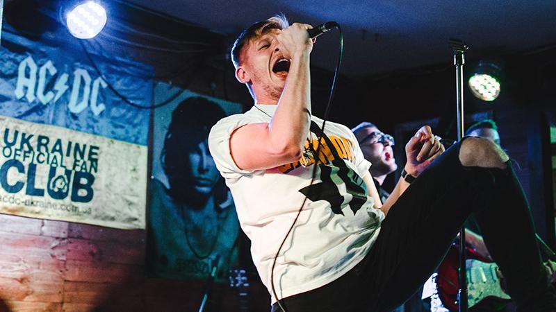 Гурт "Фіолет" вирушає у всеукраїнський тур: що треба знати про турне українських рокерів Гурт "Фіолет" вирушає у всеукраїнський тур: що треба знати про турне українських рокерів