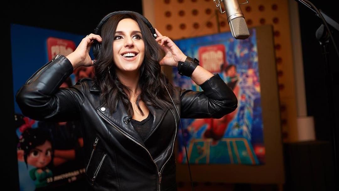 Джамала вразила неймовірною схожістю з героїнею мультфільму "Ральф-Руйнівник-2": фотопорівняння Джамала вразила неймовірною схожістю з героїнею мультфільму "Ральф-Руйнівник-2": фотопорівняння