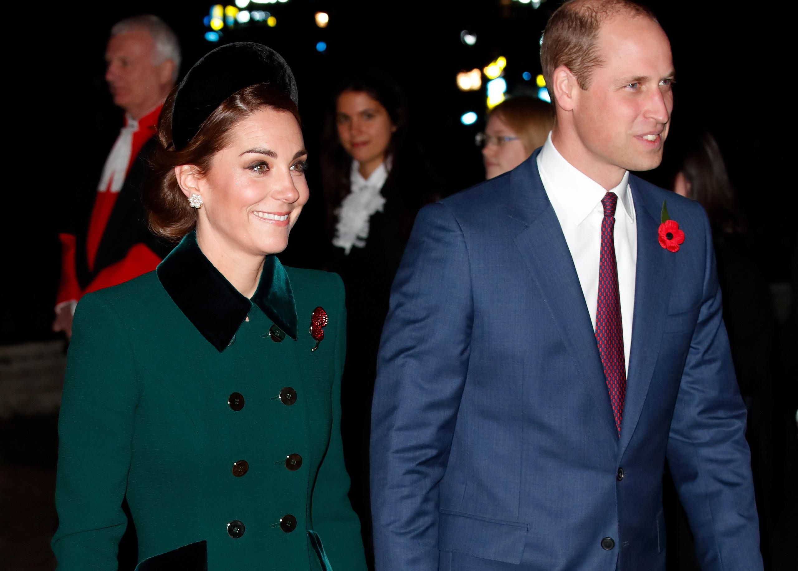 Меган Маркл, Кейт Миддлтон и британские принцы посетили службу в Вестминстерском аббатстве Меган Маркл, Кейт Миддлтон и британские принцы посетили службу в Вестминстерском аббатстве