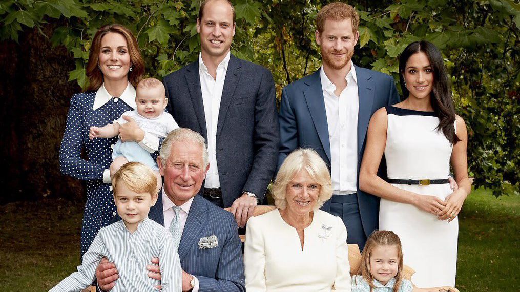 Принцу Чарльзу – 70! В мережі з’явились зворушливі кадри з його життя: відео Принцу Чарльзу – 70! В мережі з’явились зворушливі кадри з його життя: відео