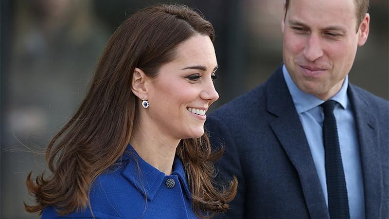 Кейт Міддлтон засвітила елегантну сукню під час офіційної поїздки: яскраві фото Кейт Міддлтон засвітила елегантну сукню під час офіційної поїздки: яскраві фото