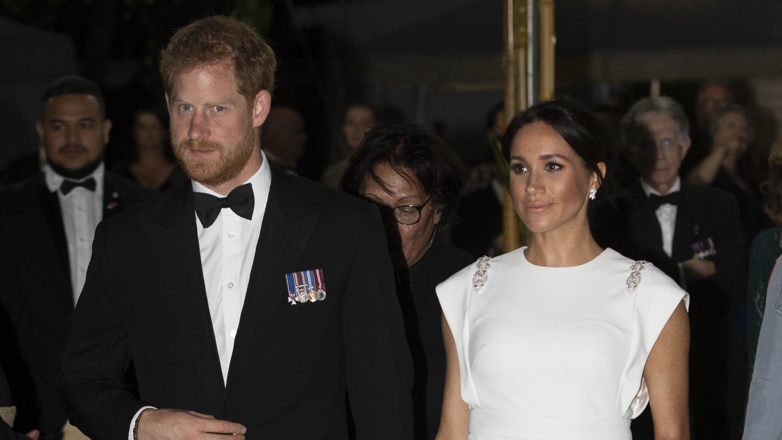 Великий переїзд: принц Гаррі та Меган Маркл шукають нове житло Великий переїзд: принц Гаррі та Меган Маркл шукають нове житло