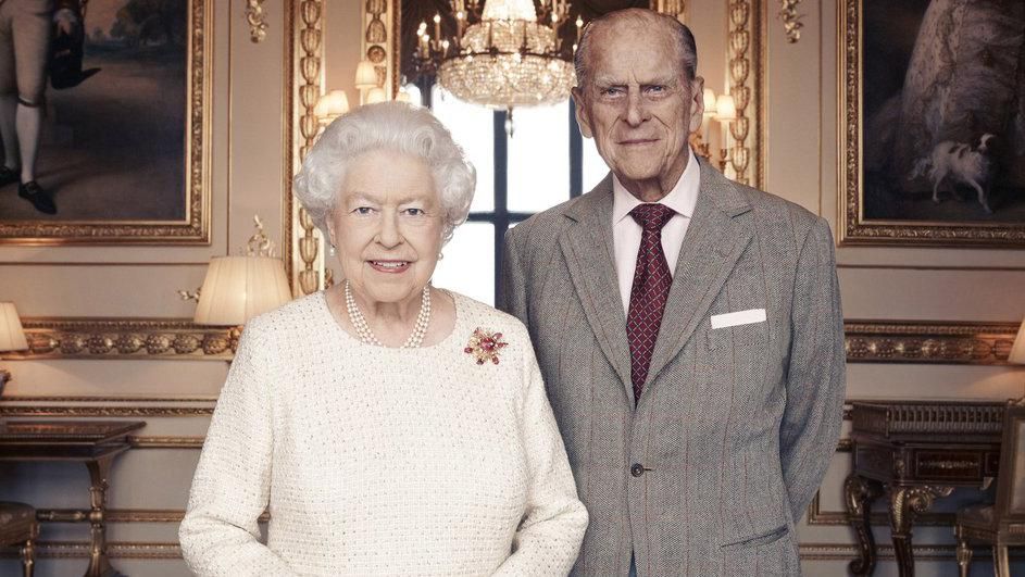 71 рік разом:  чому Єлизавета II не святкує дату з чоловіком Філіпом   
