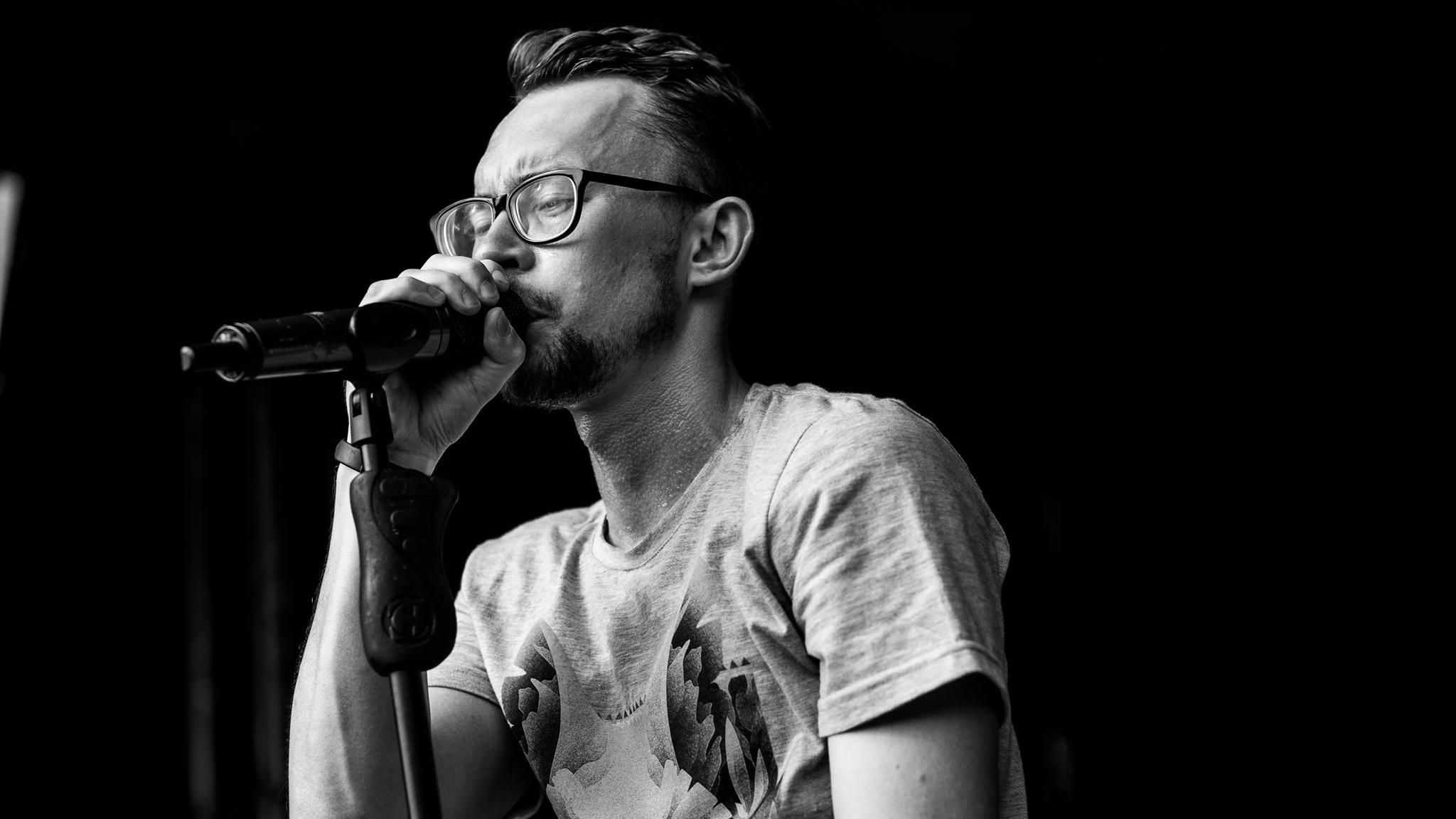 Україномовний реп-альбом очолив чарти iTunes та Google Play в Україні Україномовний реп-альбом очолив чарти iTunes та Google Play в Україні