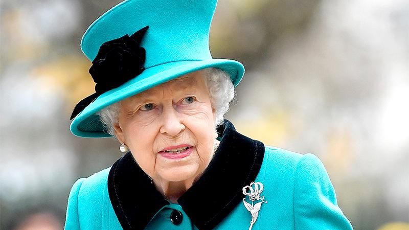 Маленький хлопчик втік від королеви Єлизавети ІІ: кумедне відео Маленький хлопчик втік від королеви Єлизавети ІІ: кумедне відео