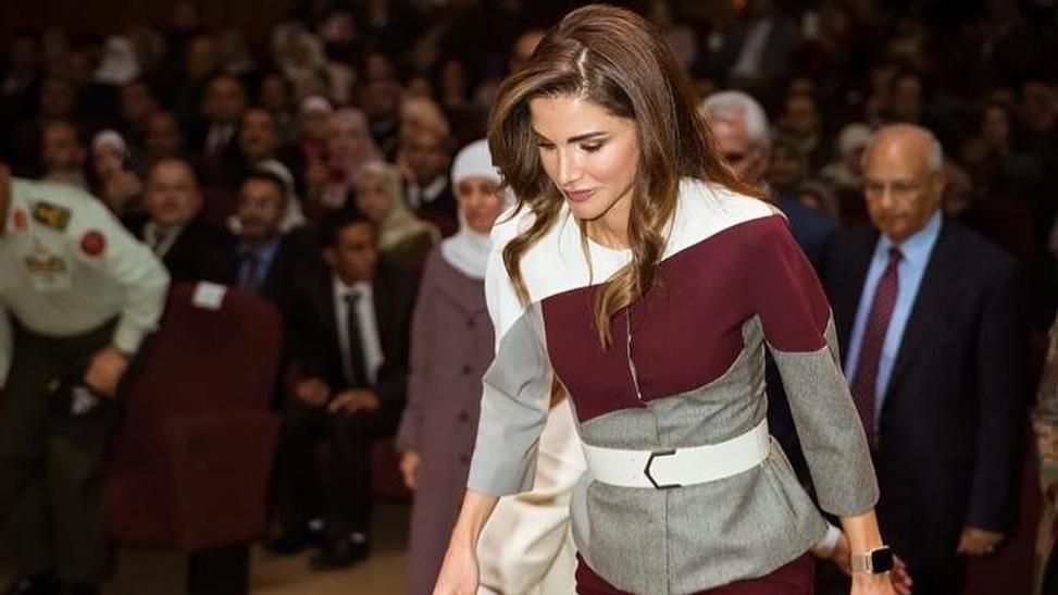 Королева Рания продемонстрировала роскошный образ в Аммане: фото Королева Рания продемонстрировала роскошный образ в Аммане: фото