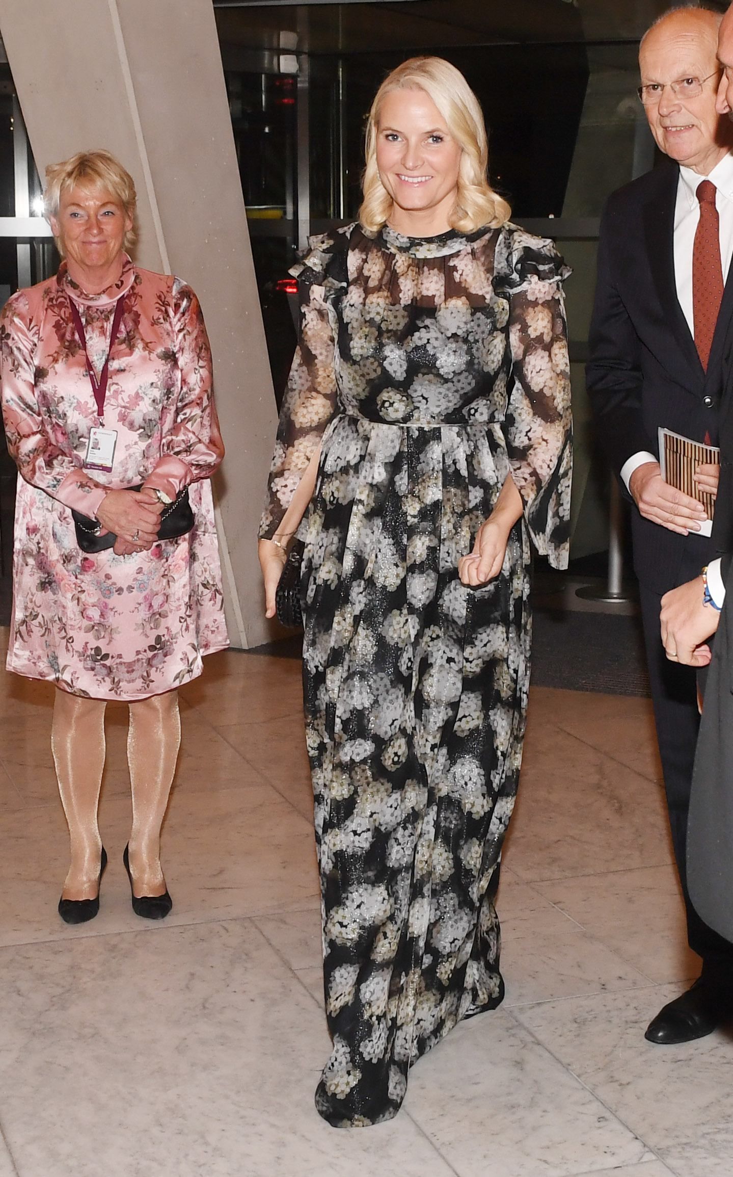 Королевская семья Норвегии показала свою рождественскую открытку: фото Королевская семья Норвегии показала свою рождественскую открытку: фото