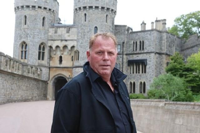 Поліція затримала брата Меган Маркл за водіння у нетверезому стані: несподівані подробиці Поліція затримала брата Меган Маркл за водіння у нетверезому стані: несподівані подробиці