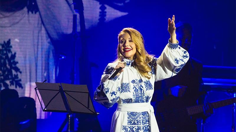 Поклонники Тины Кароль сделали татуировку в честь певицы: фотофакт Поклонники Тины Кароль сделали татуировку в честь певицы: фотофакт