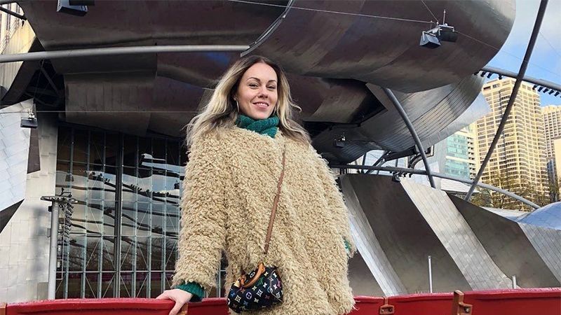 Певица Alyosha сменила цвет волос: фотофакт Певица Alyosha сменила цвет волос: фотофакт