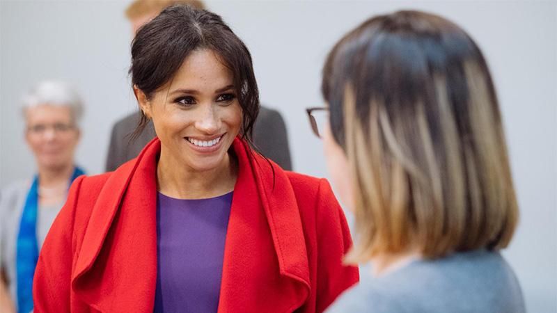 Яскрава помада і сукня з мереживом: у мережі з'явилось архівне фото Меган Маркл Яскрава помада і сукня з мереживом: у мережі з'явилось архівне фото Меган Маркл