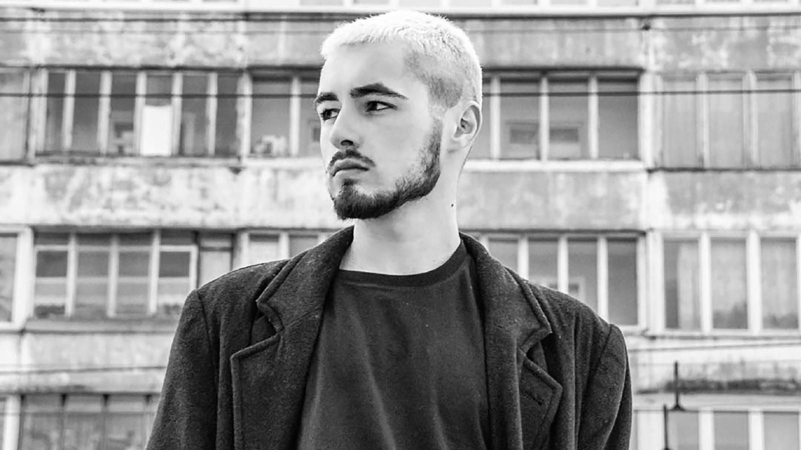 Участника Нацотбора Евровидение-2019 избили трое неизвестных в киевском метро Участника Нацотбора Евровидение-2019 избили трое неизвестных в киевском метро