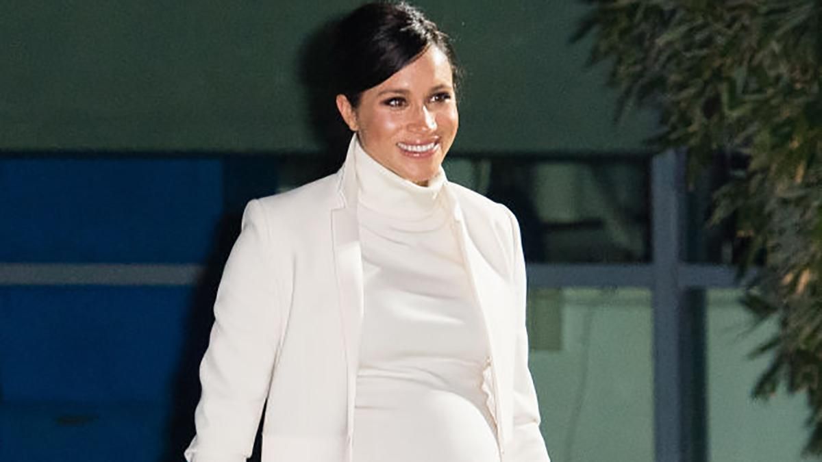 Меган Маркл очаровала белоснежным образом на представлении в Лондоне: фото Меган Маркл очаровала белоснежным образом на представлении в Лондоне: фото