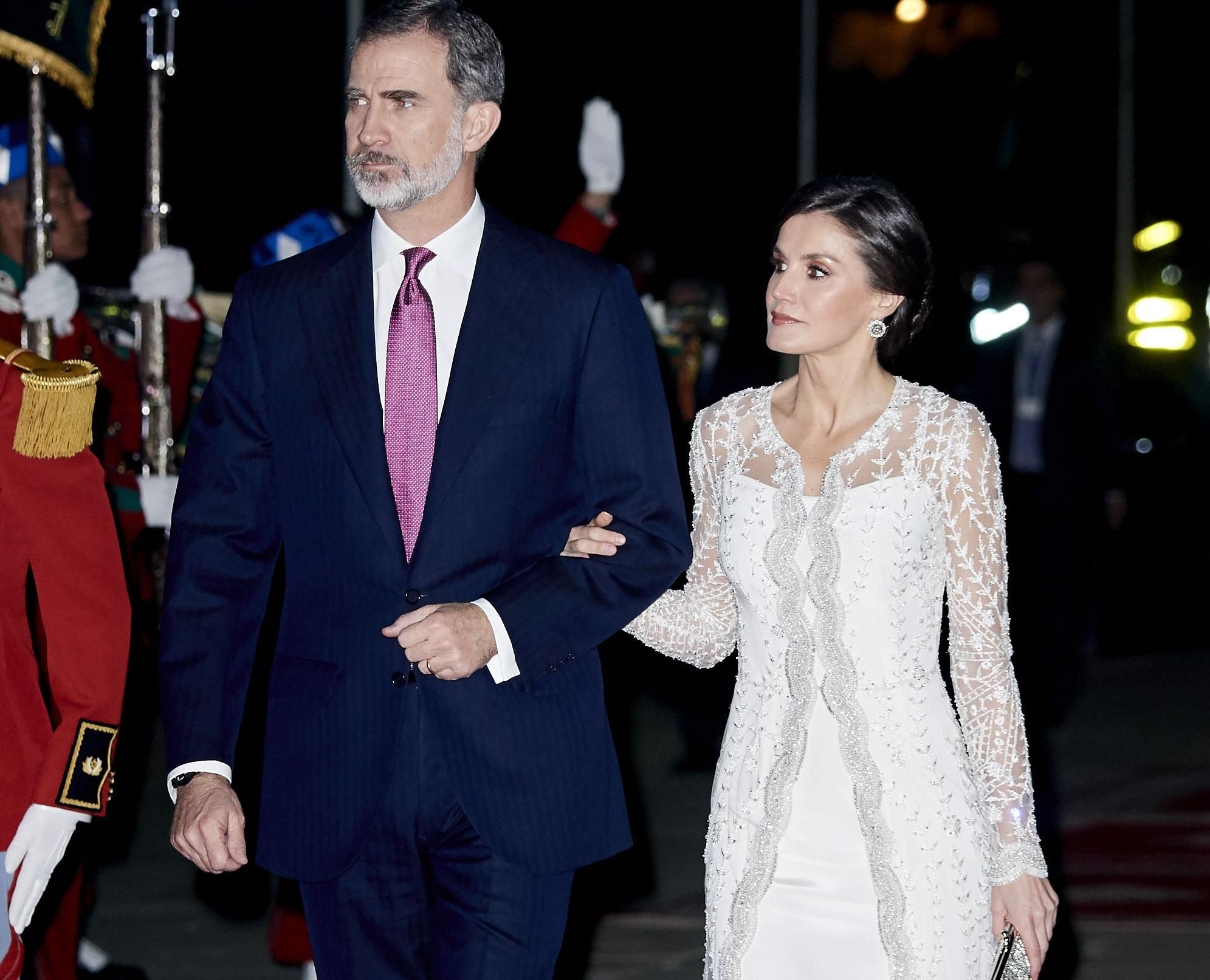 Роскошная и элегантная: королева Испании продемонстрировала два стильных образа