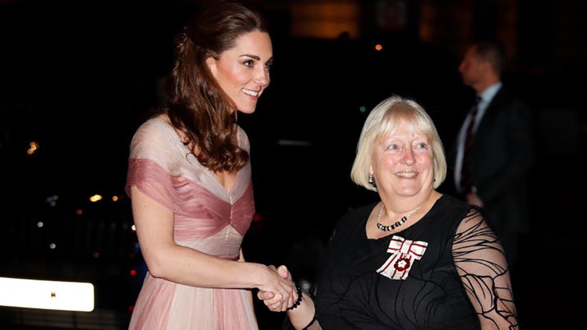 Кейт Миддлтон в вечернем платье от Gucci стала гостьей гала-вечера: фото Кейт Миддлтон в вечернем платье от Gucci стала гостьей гала-вечера: фото