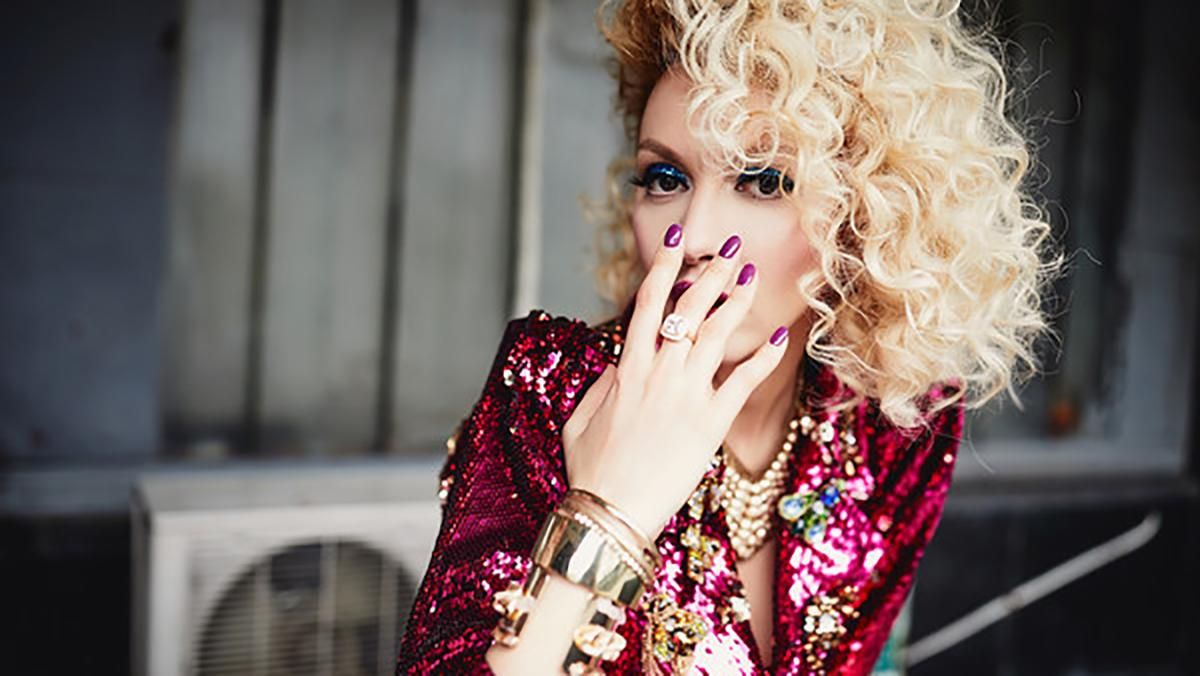 Оля Полякова увидела плагиат в клипе Светланы Лободы: фотофакт Оля Полякова увидела плагиат в клипе Светланы Лободы: фотофакт