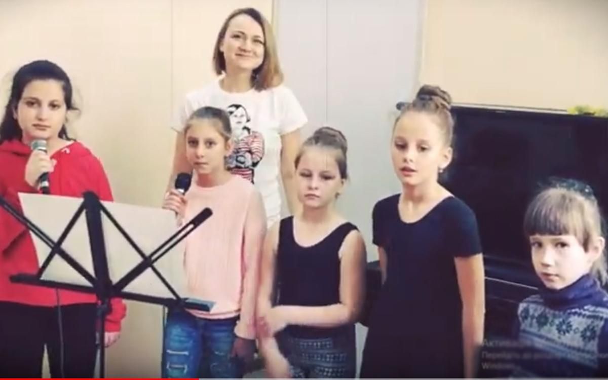 У Сімферополі діти зворушливо та по-сучасному виконали пісню за віршами Шевченка: відео