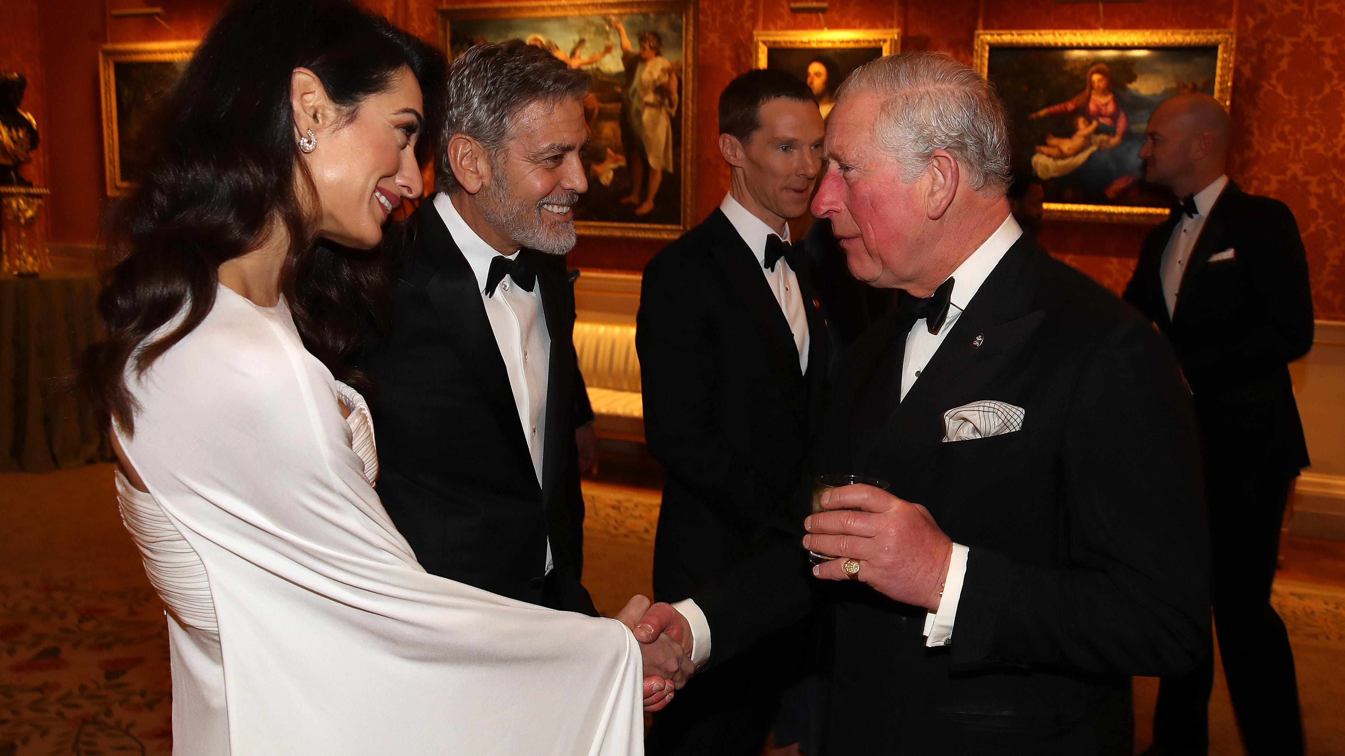 Джордж и Амаль Клуни посетили прием в Букингемском дворце: очаровательные фото