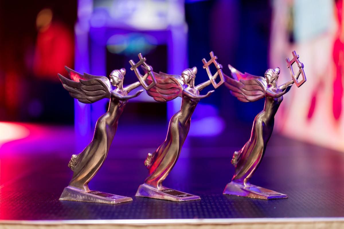 Имейте совесть на*бывать красивее, – менеджер TAYANNA раскритиковал музыкальную премию YUNA-2019 Имейте совесть на*бывать красивее, – менеджер TAYANNA раскритиковал музыкальную премию YUNA-2019