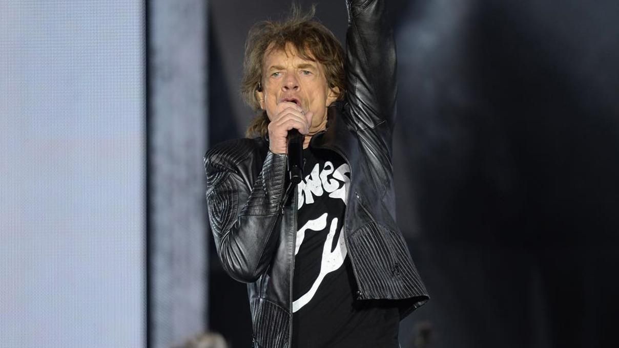 75-річний Мік Джаггер переніс велике турне через операцію на серці 75-річний Мік Джаггер переніс велике турне через операцію на серці