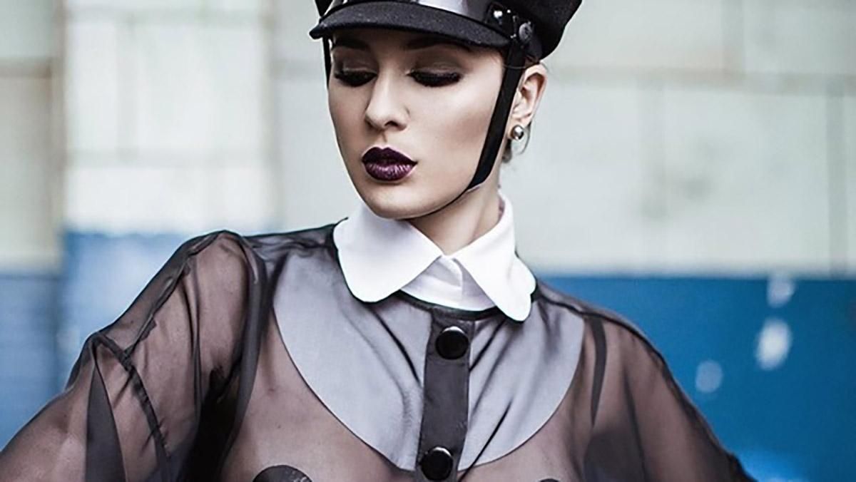 MARUV - Siren Song - дивитися провокаційний кліп на пісню Siren Song MARUV - Siren Song - дивитися провокаційний кліп на пісню Siren Song