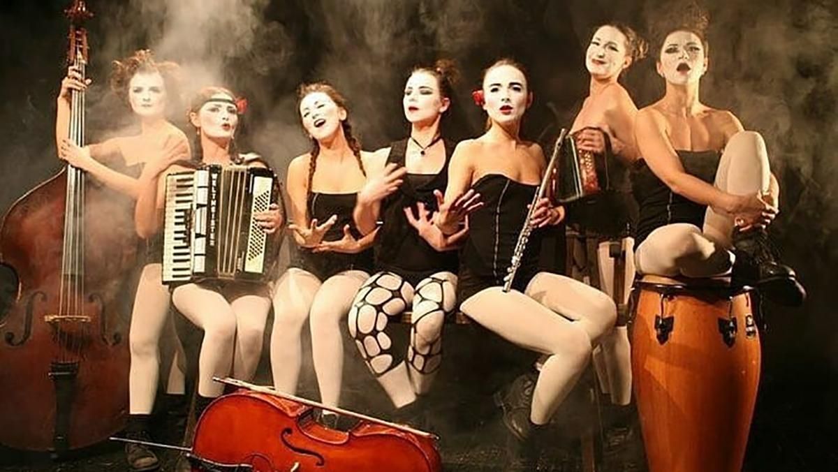 Украинская группа Dakh Daughters выступила на культовой радиостанции США: видео Украинская группа Dakh Daughters выступила на культовой радиостанции США: видео