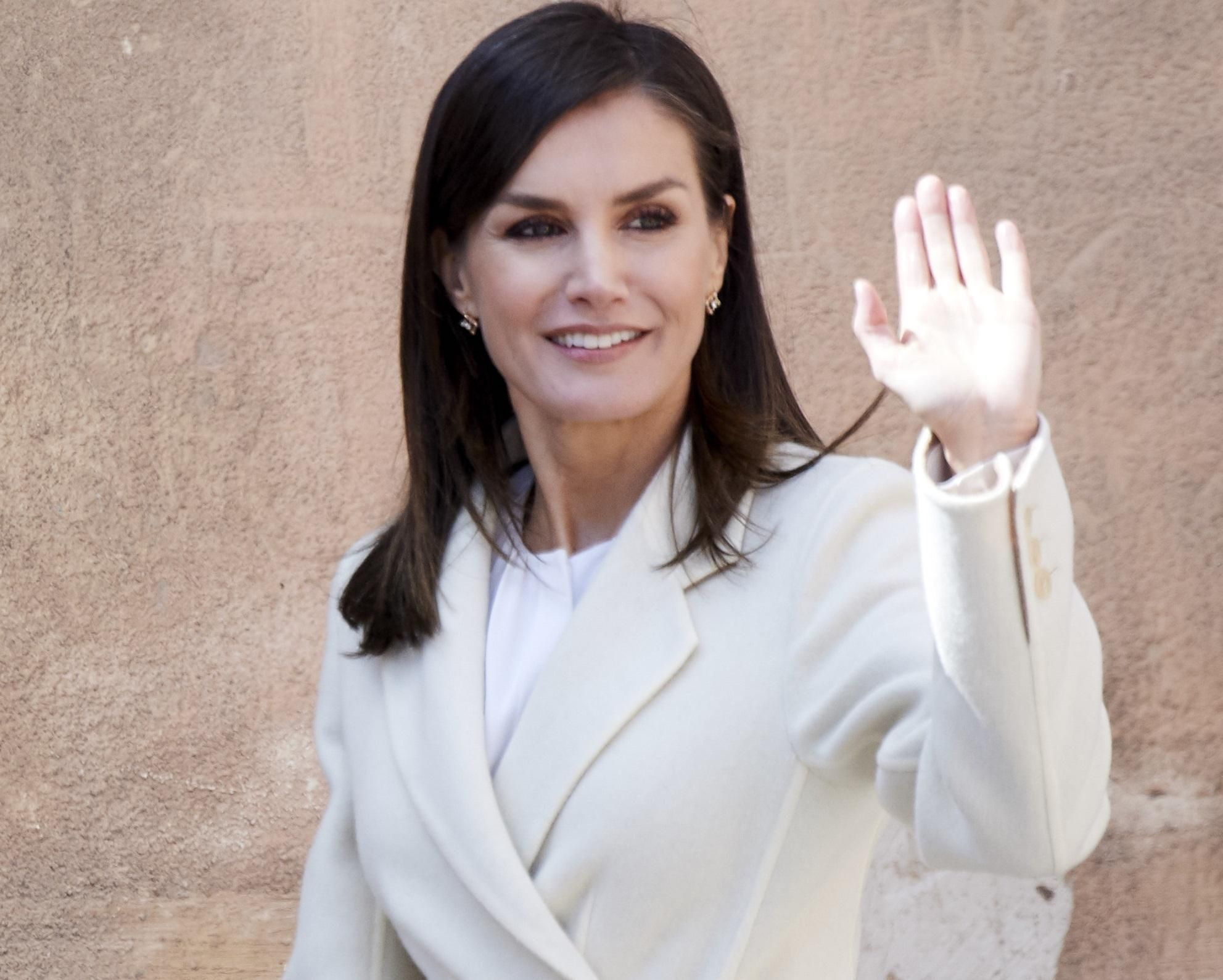 Тренд 2019: образ королеви Летиції у нюдових кольорах – фото Тренд 2019: образ королеви Летиції у нюдових кольорах – фото