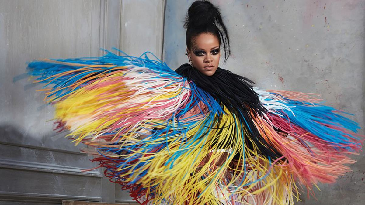 Рианна поразила яркими образами в новом глянце Harper's Bazaar: фото