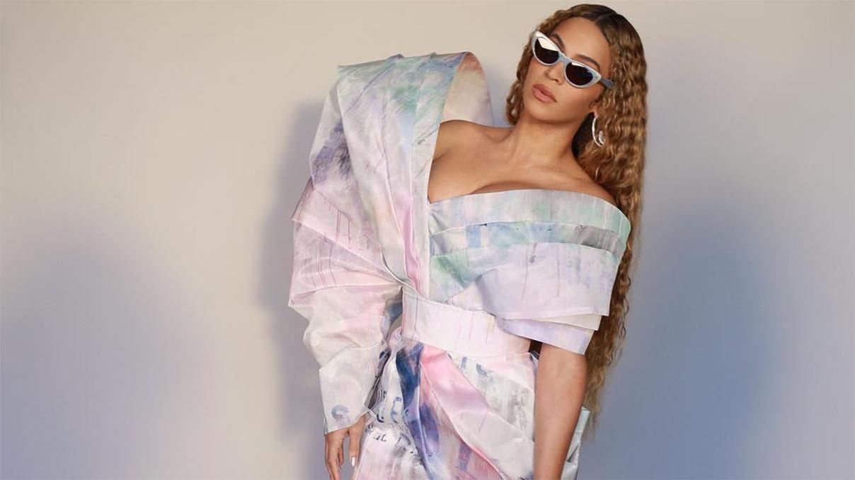 Спогади про Coachella: Бейонсе випустила альбом після анонсу фільму від Netflix Спогади про Coachella: Бейонсе випустила альбом після анонсу фільму від Netflix