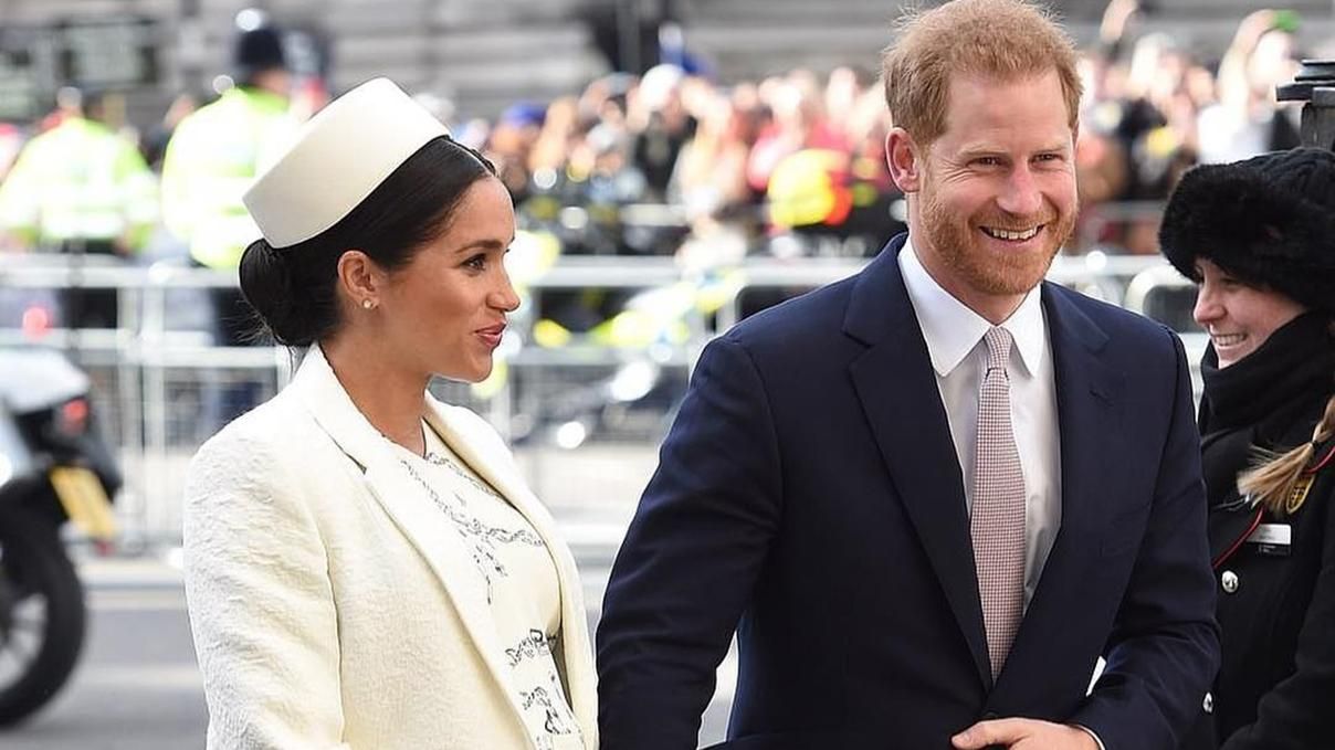 Первісток принца Гаррі і Меган Маркл не отримає королівського титулу: деталі Первісток принца Гаррі і Меган Маркл не отримає королівського титулу: деталі