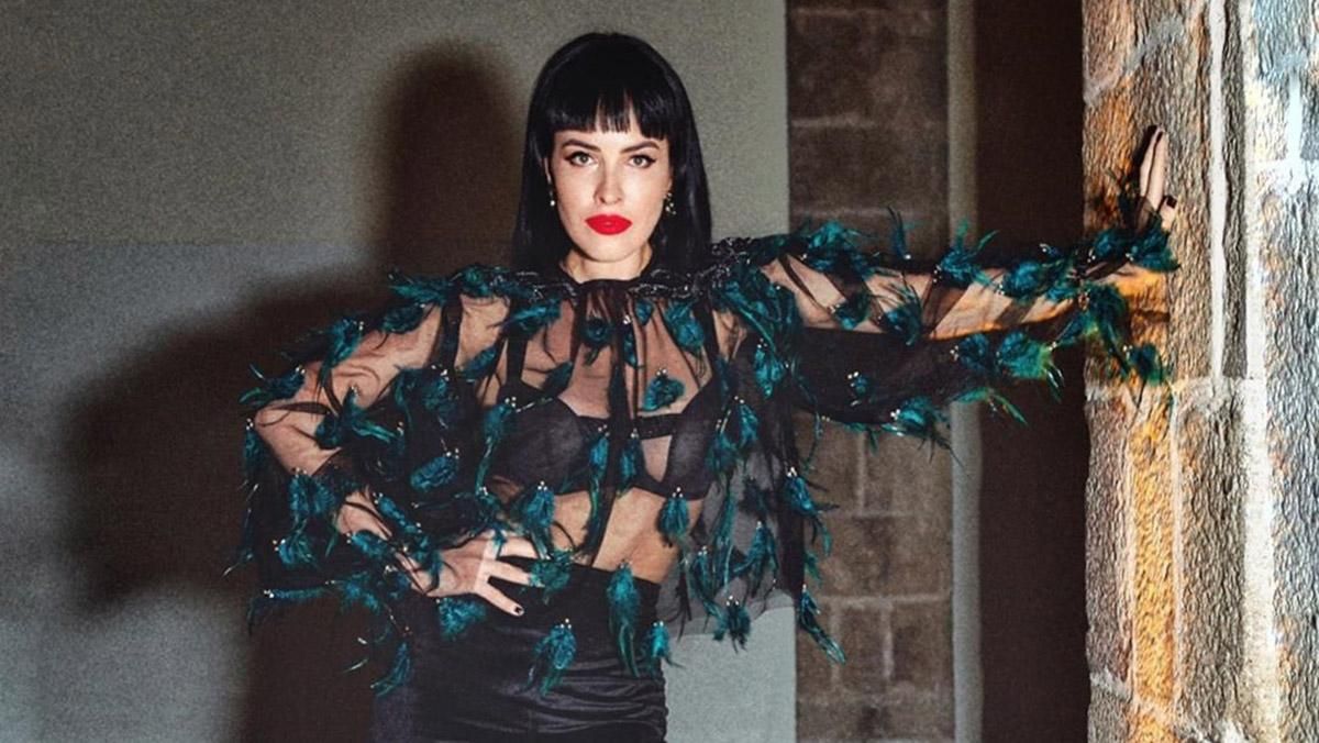 Даша Астафьева показала упругие ягодицы в крошечном бикини: 18+ Даша Астафьева показала упругие ягодицы в крошечном бикини: 18+