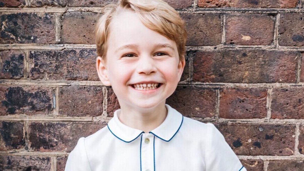 Принц Джордж раскрыл имя сына Меган Маркл еще задолго до его рождения: неожиданные детали