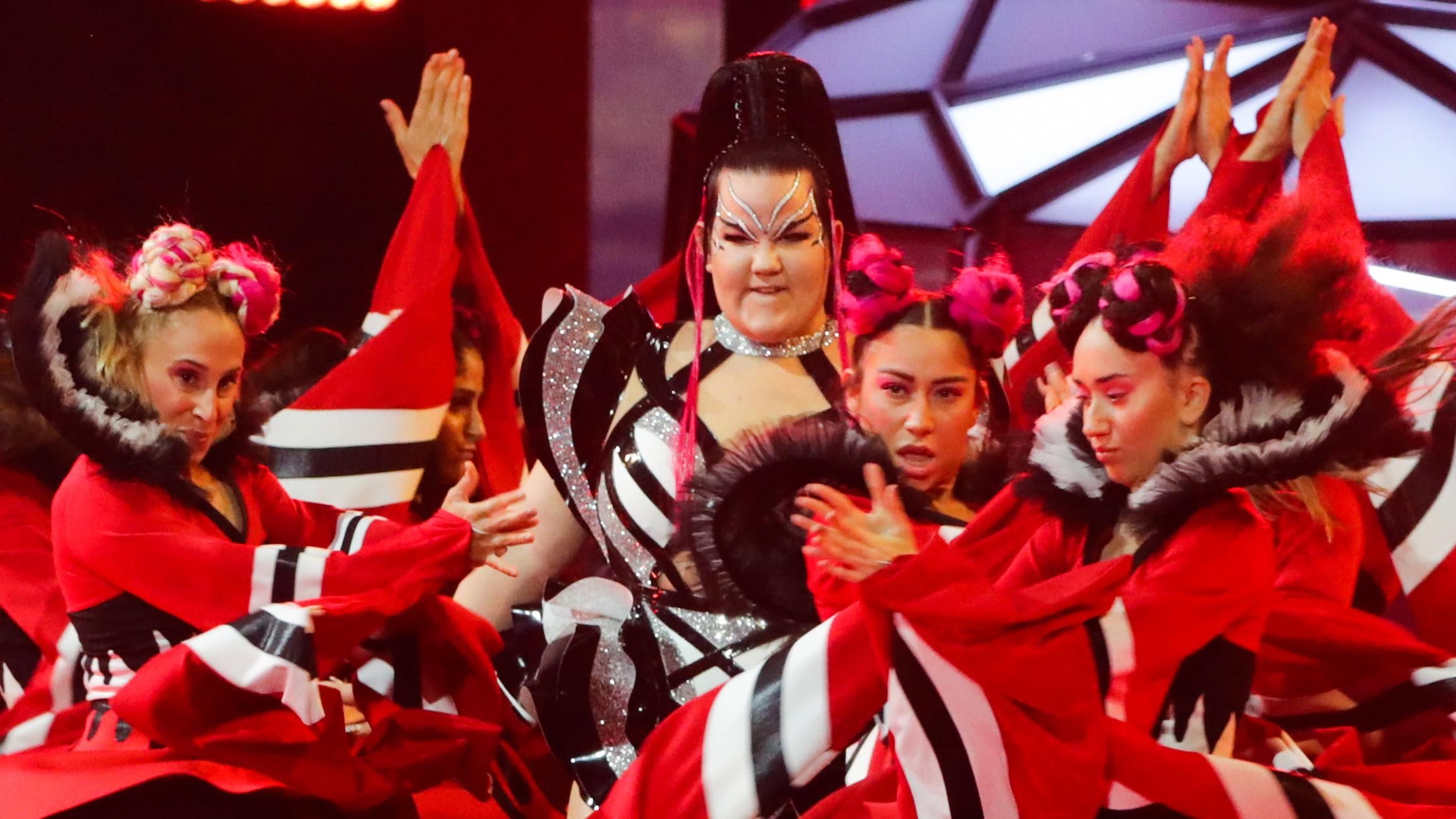 Евровидение 2019 первый полуфинал - видео выступления Нетты Барзилай Евровидение 2019 первый полуфинал - видео выступления Нетты Барзилай