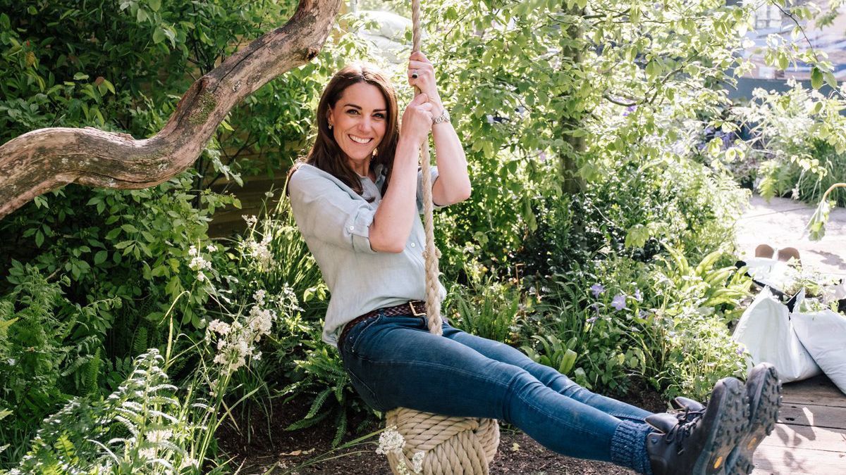 У джинсах та без підборів: Кейт Міддлтон відвідала Сад дикої природи
