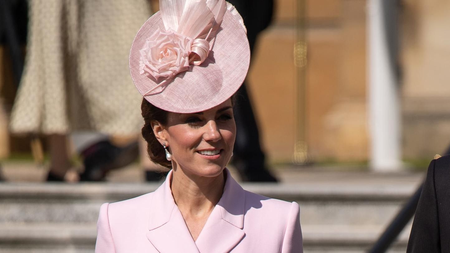 Кейт Міддлтон одягнула сережки принцеси Діани для офіційного виходу: фотодоказ