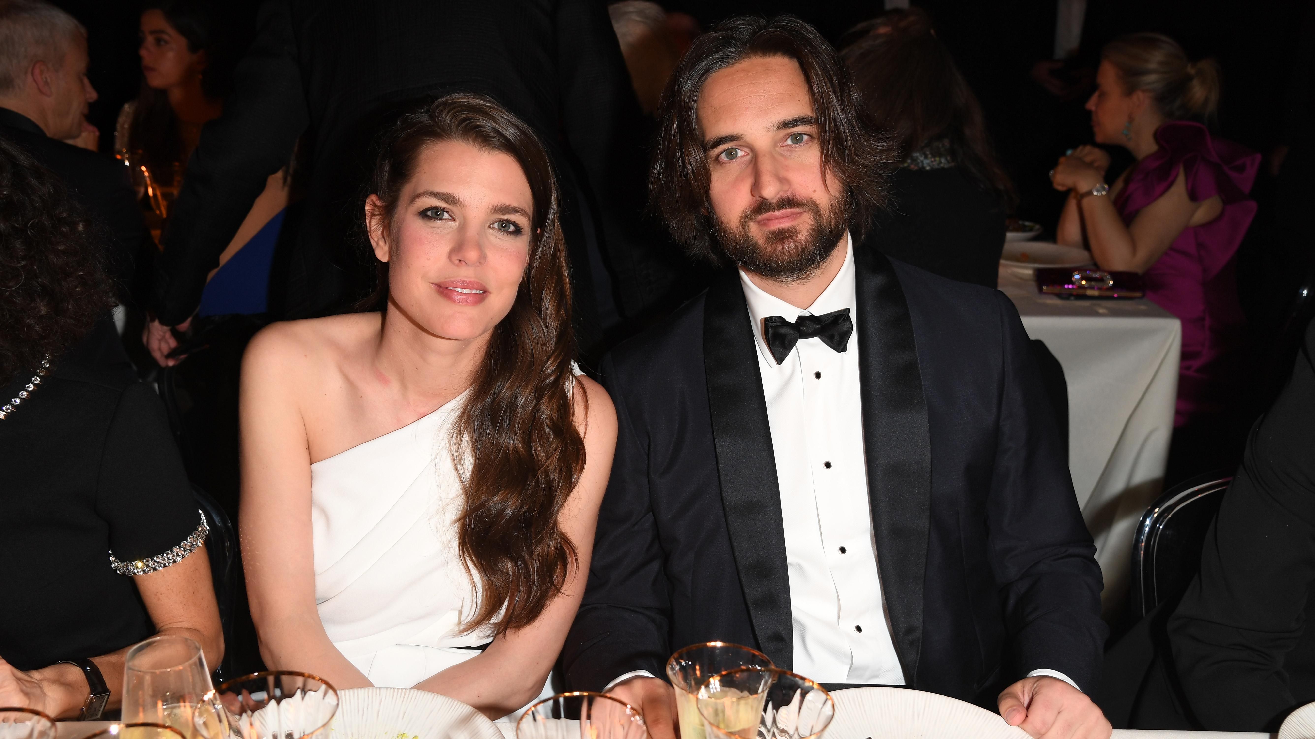 После отмены помолвки: принцесса Монако назвала дату скандальной свадьбы После отмены помолвки: принцесса Монако назвала дату скандальной свадьбы