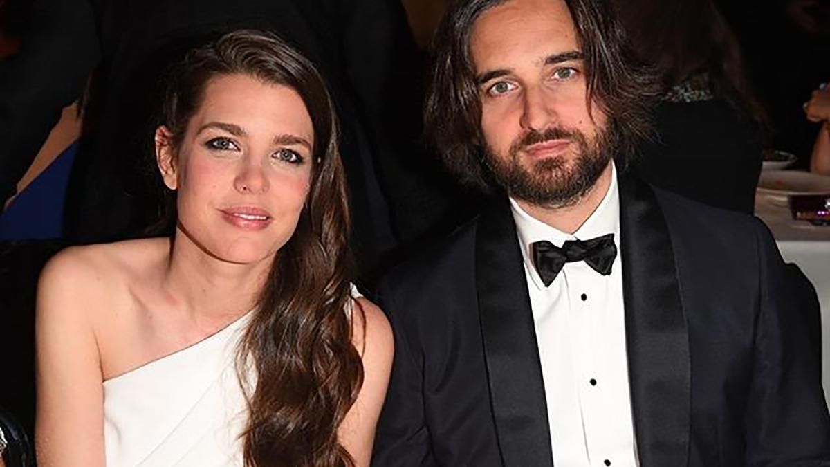 Принцесса Монако Шарлотта Казираги вышла замуж: первые фото с церемонии Принцесса Монако Шарлотта Казираги вышла замуж: первые фото с церемонии