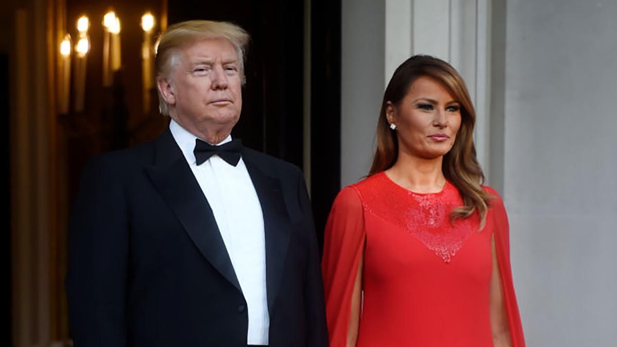 Роскошь по-американски: Мелания Трамп засветила потрясающее платье Роскошь по-американски: Мелания Трамп засветила потрясающее платье